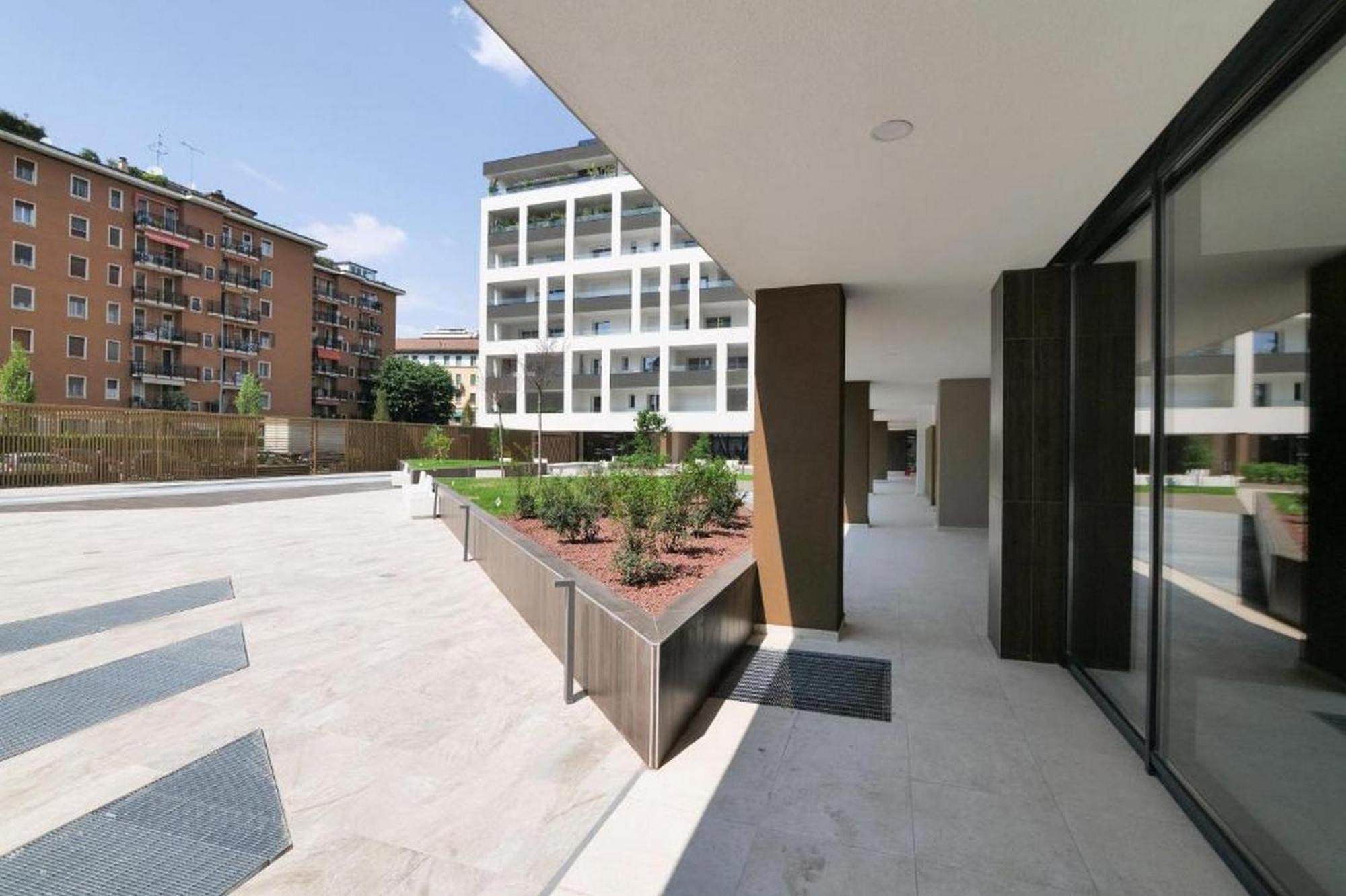 Lovely Terrace Apartment - Porta Romana District Milão Exterior foto